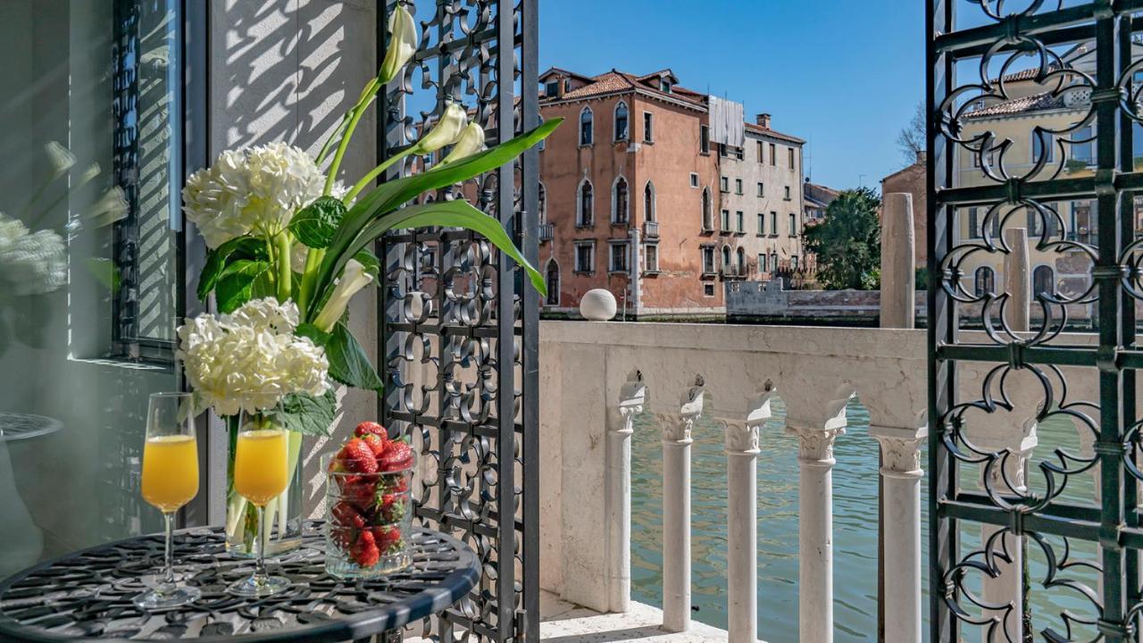 La Loggia Grand Canal Apartment