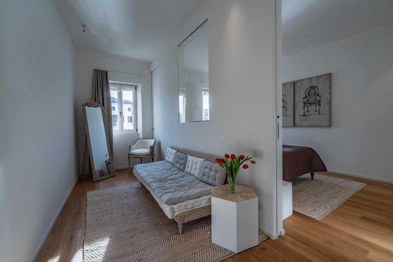 La Loggia Grand Canal Apartment