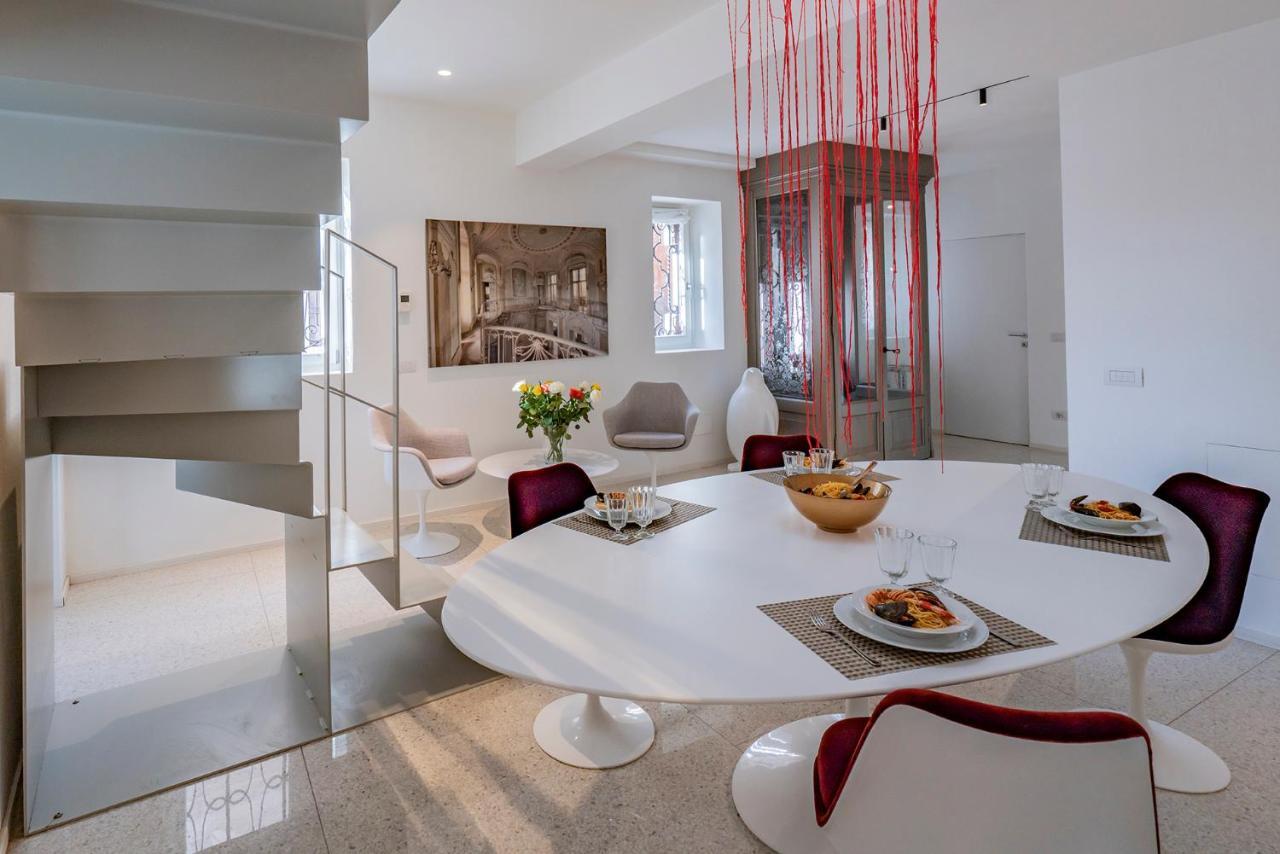 La Loggia Grand Canal Apartment *